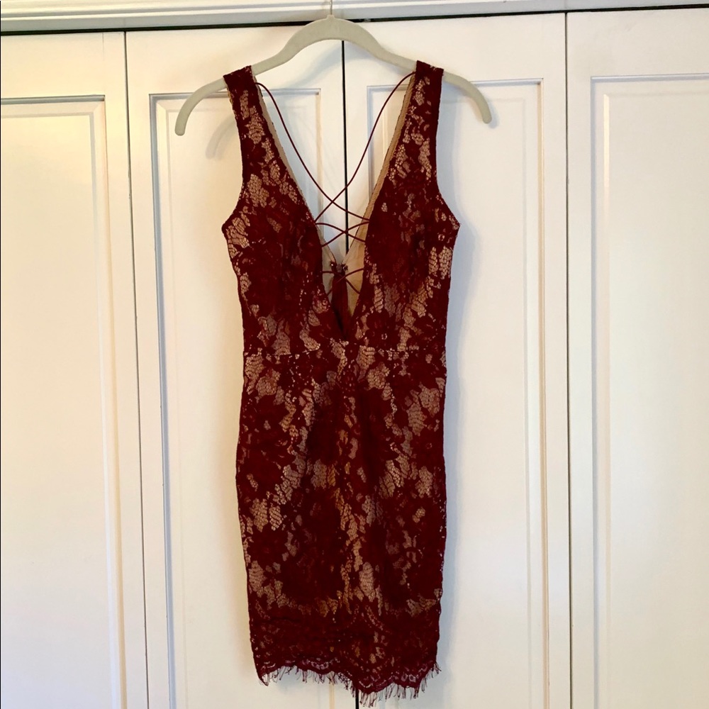 Tobi maroon lace dress